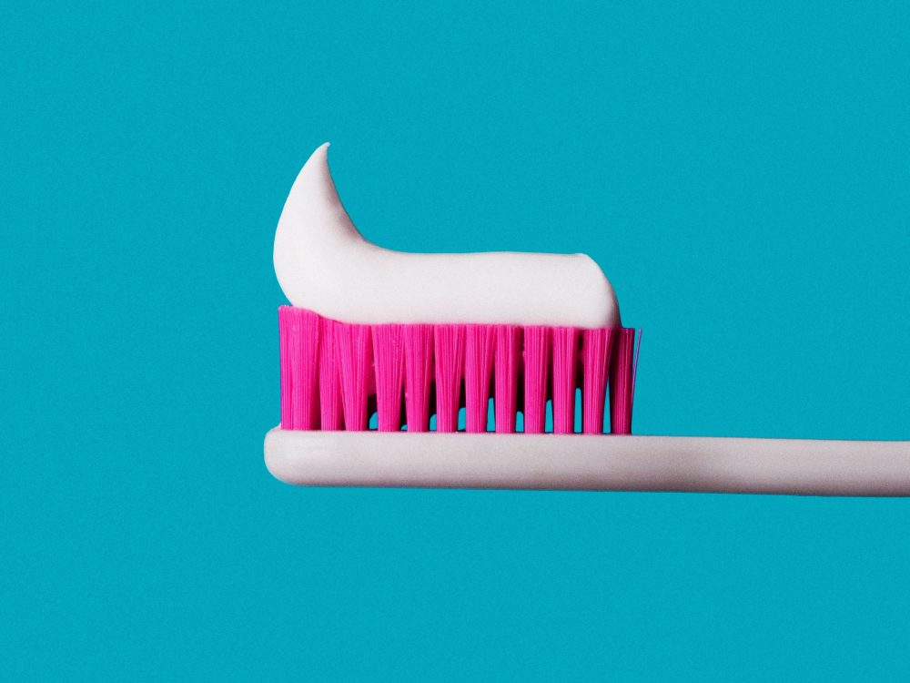 rekomendacijos-del-dantu-valymo-bei-fluoridu-kiekio-dantu-pastose-vaikams-ir-suaugusiesiems