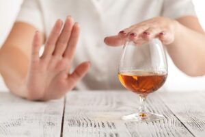 priklausomybe-nuo-alkoholio:-kaip-padeti-sau-ir-artimajam?