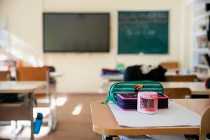 psichoaktyviu-medziagu-vartojimo-problemos-mastas-tarp-mokyklinio-amziaus-jaunimo-plunges-rajono-savivaldybeje