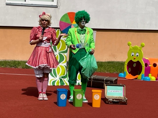 brokoliuko-ir-braskytes-viesnage-pas-zvaigzdukus