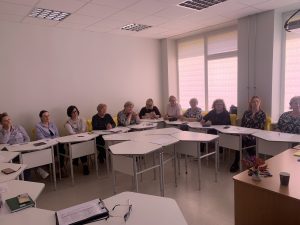 silales-suaugusiuju-mokykloje-vyko-mokymai-„sveikos-gyvensenos-psichologija:-kaip-gyventi-sveikiau-pasitelkiant-psichologijos-zinias?“